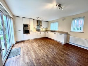 Kitchen- click for photo gallery